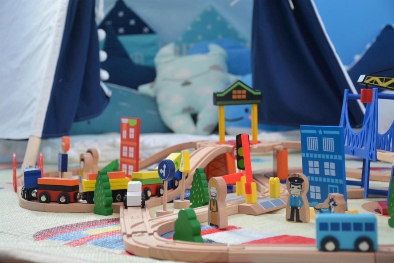 Blue And White Style Holiday B&B กวนซาน ภายนอก รูปภาพ
